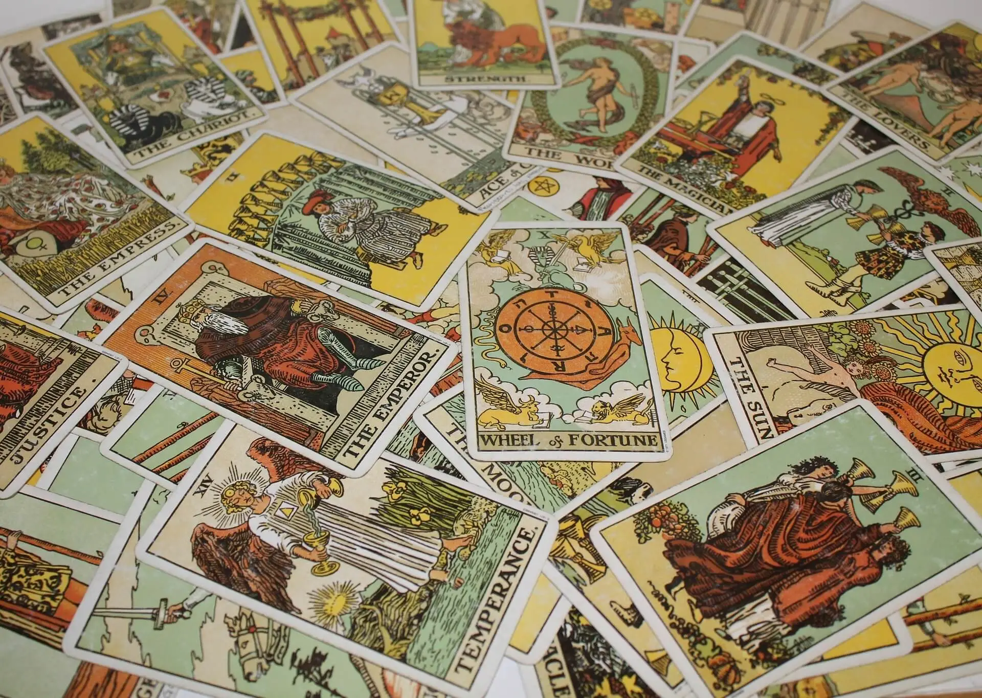 Read more about the article The Origins of Tarot