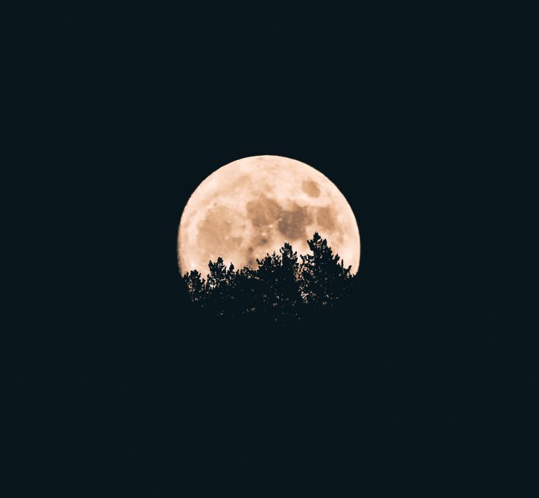 The Moon and Your Practice: A Complete Beginner’s Guide